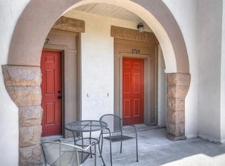 1717 Park Ave, Omaha, NE 68105
