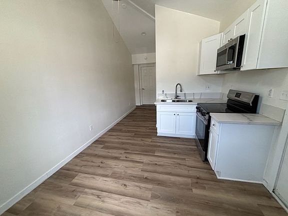5th image of 12094 Coachman Ln #3
