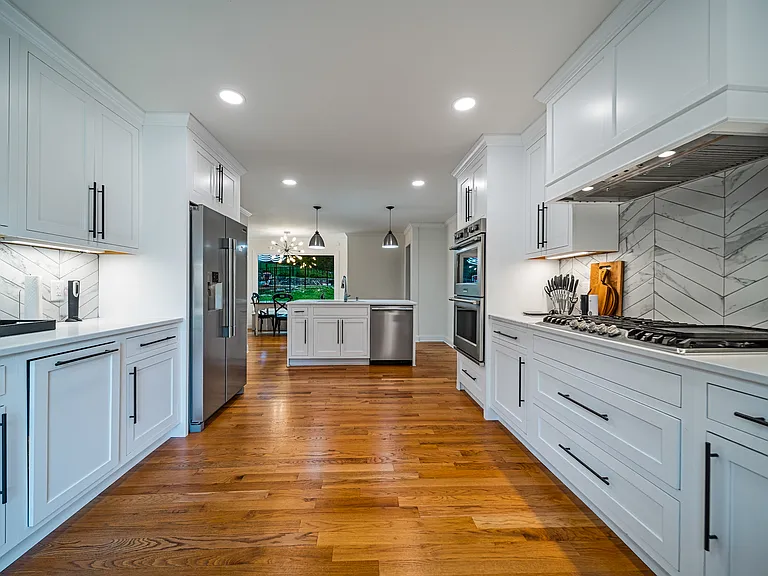 6616 Valley Dr — Photo 16