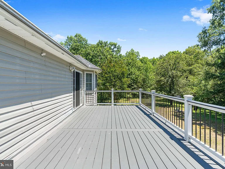 8009 Burrell Rd — Photo 51