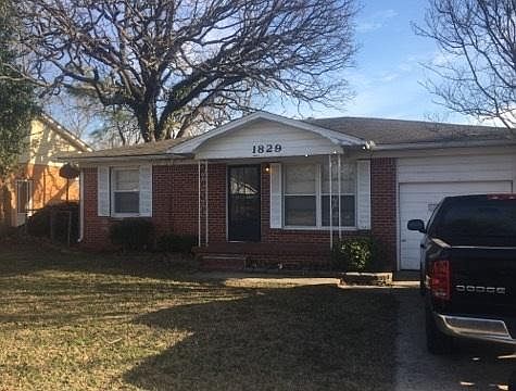 Front of the home, quiet neighborhood with great place for k