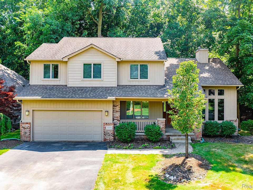1st image of 21879 Stanton Dr