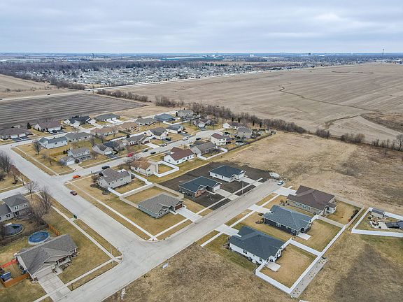 5th image of 5564 Old Manor Rd