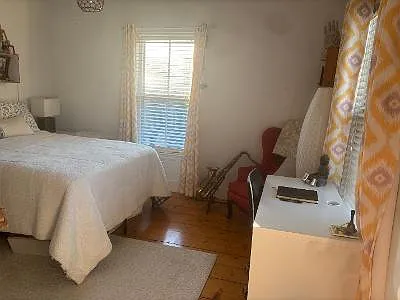 Otis Pl — Photo 12