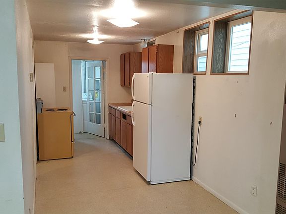 5th image of 311 S 2nd St #B
