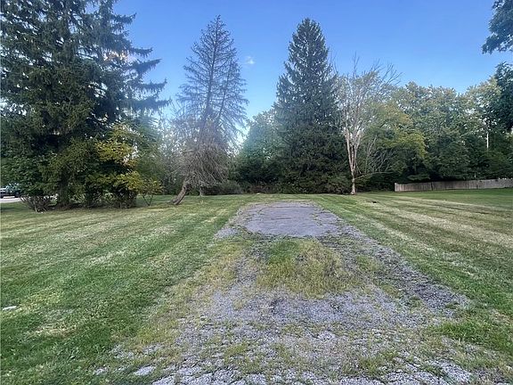 2nd image of 3737 Avondale Rd