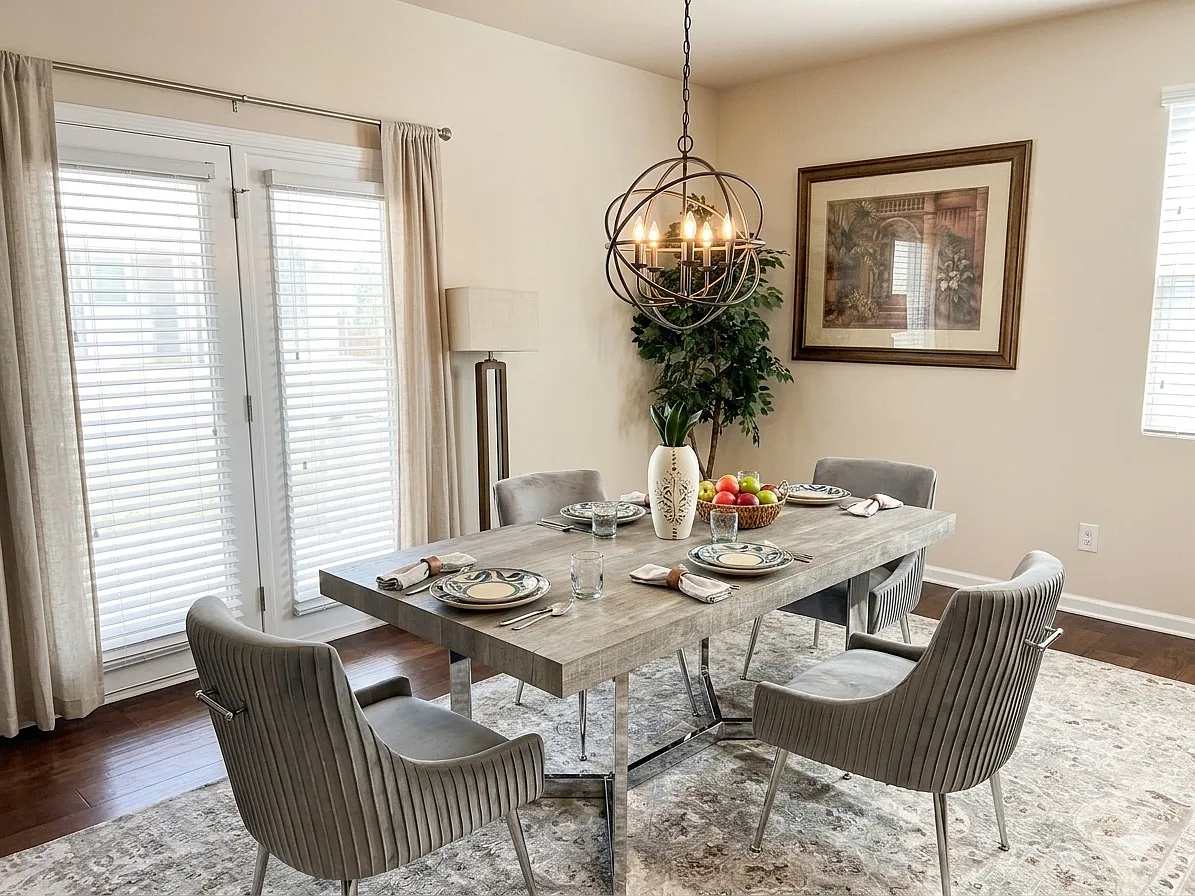 1 bed, 4000 sqft, $1,000 — Photo 3