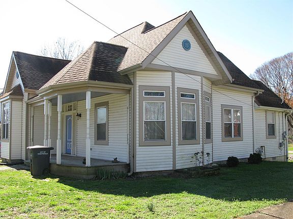 4th image of 212 Lincoln Ave N