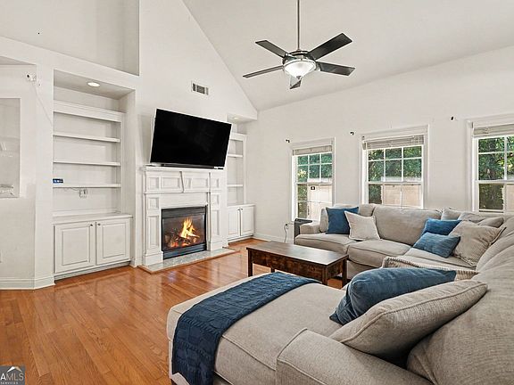 2nd image of 1142 Town Square Ct