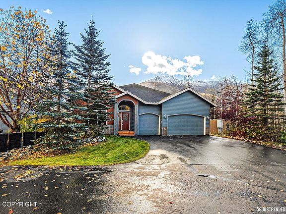 2nd image of 20436 Driftwood Bay Dr
