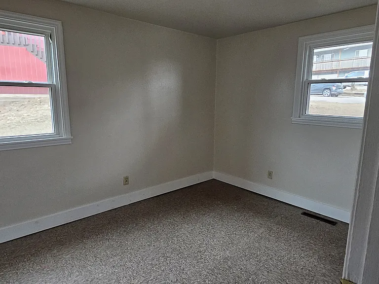 3403 1/2 W Rapid St — Photo 12