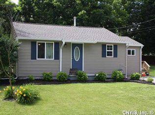 805 Webber Dr, Chittenango, NY 13037