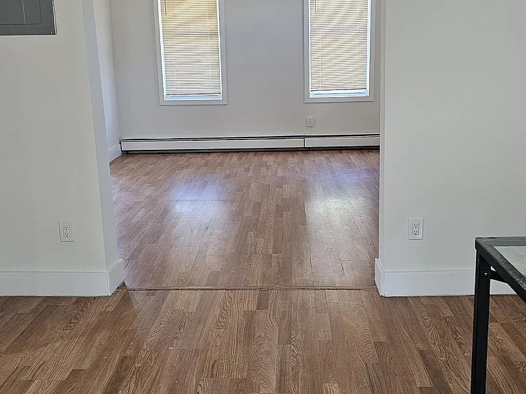 545 Chateau Ave — Photo 11
