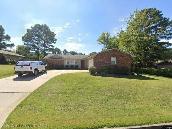 1204 Cartwright St, Van Buren, AR 72956