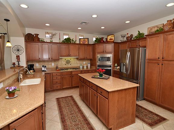 3rd image of 63132 E Harmony Dr