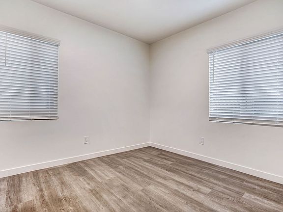 4th image of 2143-2147 Everett Ave #2143