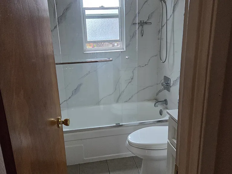 6315 Telegraph Ave #6 — Photo 13