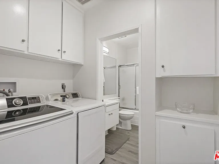 18103 Coastline Dr #7 — Photo 21