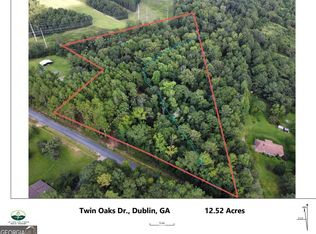 100 Twin Oaks Dr, Dublin, GA 31021