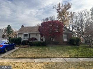 6928 Stoneybrooke Ln, Alexandria, VA 22306