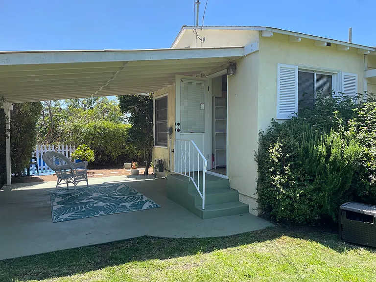 Aragon Dr — Photo 17