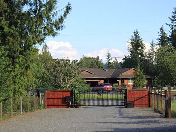 front gate/Rainier view