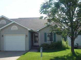 28 Jema Ct, Iowa City, IA 52246