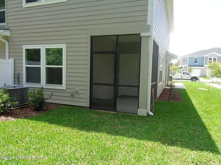 4322 Leeward Breeze Loop — Photo 21