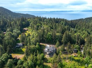 557 Whitecap Rd, Bellingham, WA 98229