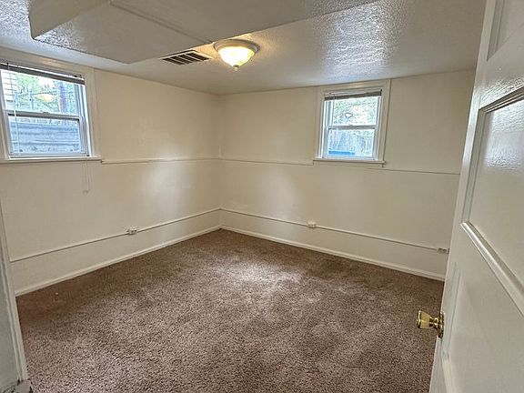 5th image of 2204 9th Ave