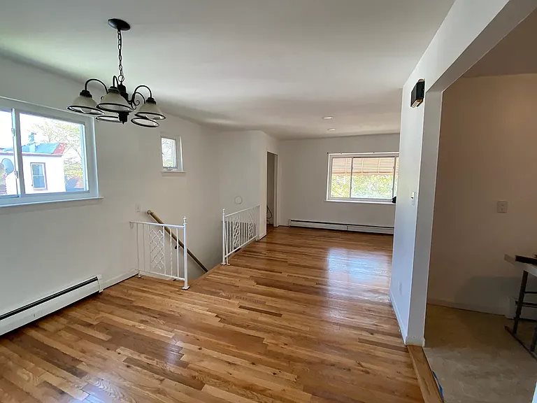 685 Jerome St #2 — Photo 4