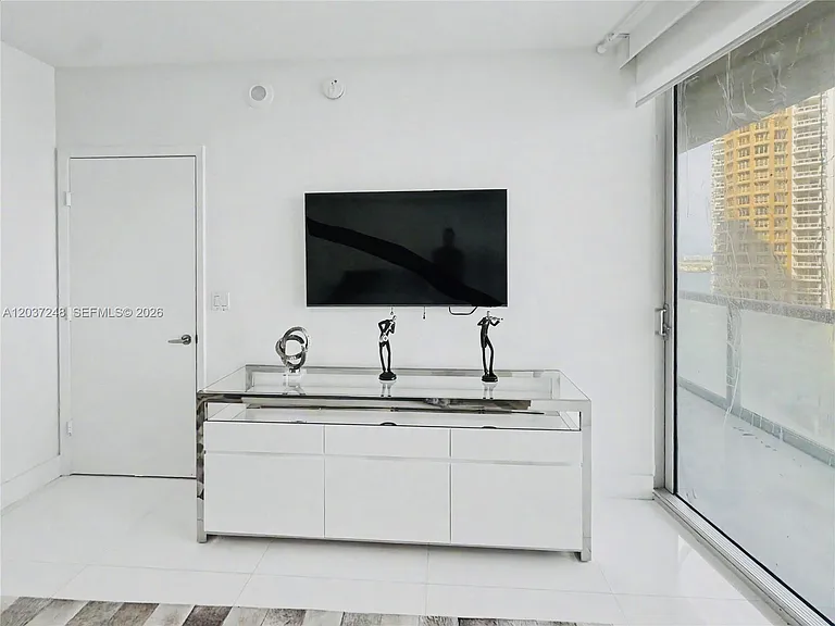 465 Brickell Ave #1605 — Photo 7