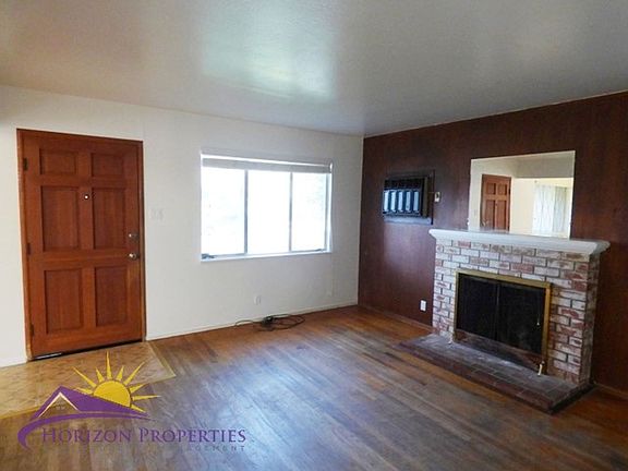 3rd image of 2101 Arliss Way