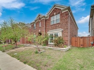 345 Twin Creeks Dr, Garland, TX 75040