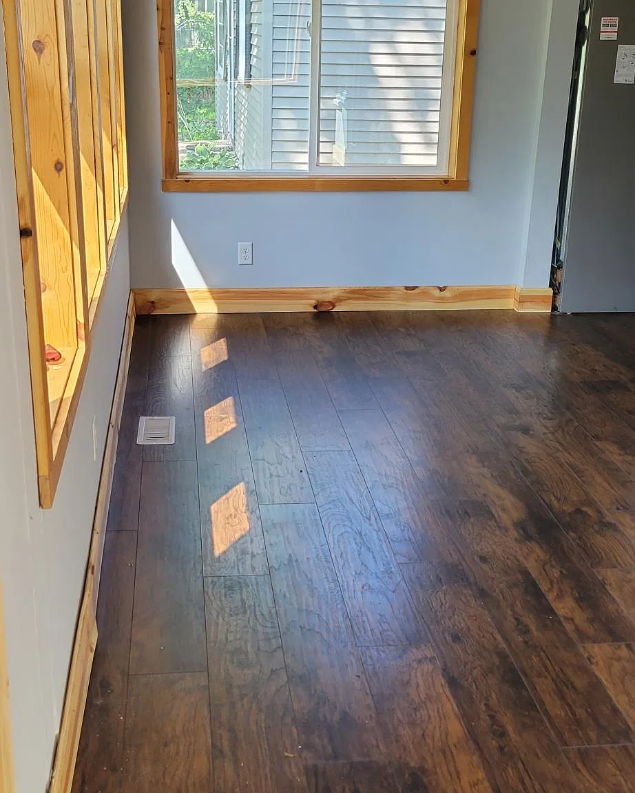 5 bed, 2000 sqft, $2,850 — Photo 2