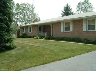 4537 Orchard Dale Dr NW, Canton, OH 44709