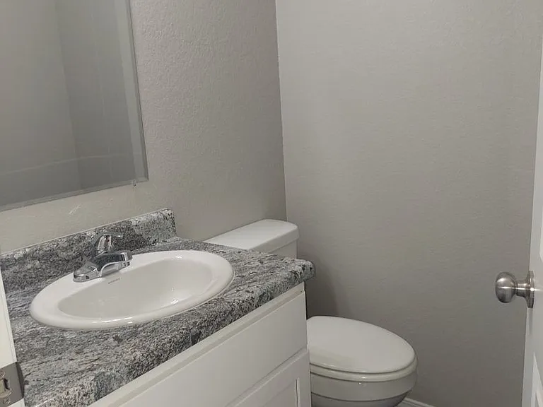 2124 Ingalls Ln #A — Photo 5