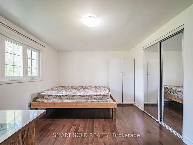 5 Horseley Hill Dr E — Photo 23