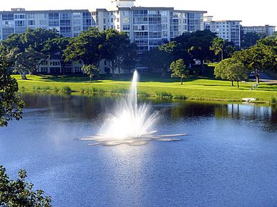 2751 N Palm Aire Dr APT 610, Pompano Beach, FL, 33069