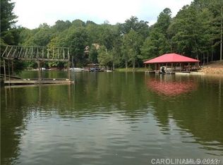 606 Laurel Cove Rd, Statesville, NC 28677