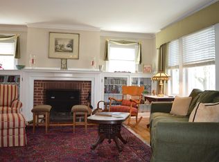 128 Russell St #1, Worcester, MA 01609