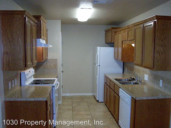 4th image of 5806 Aquarius Dr APT B