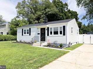559 Lynne Dr, Clayton, NJ 08312