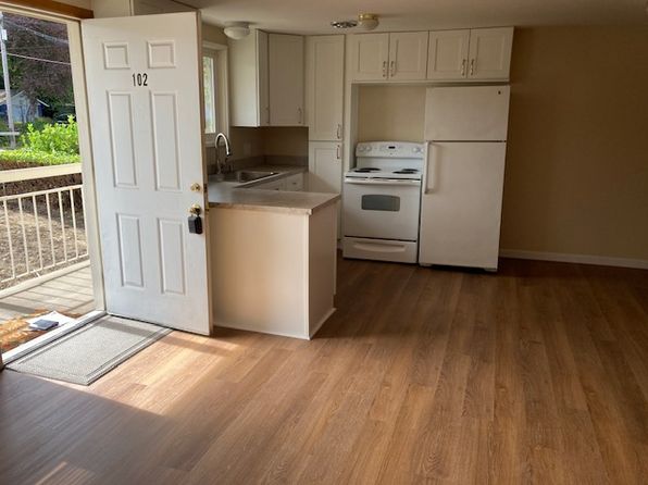 322 10th Ave SE #203