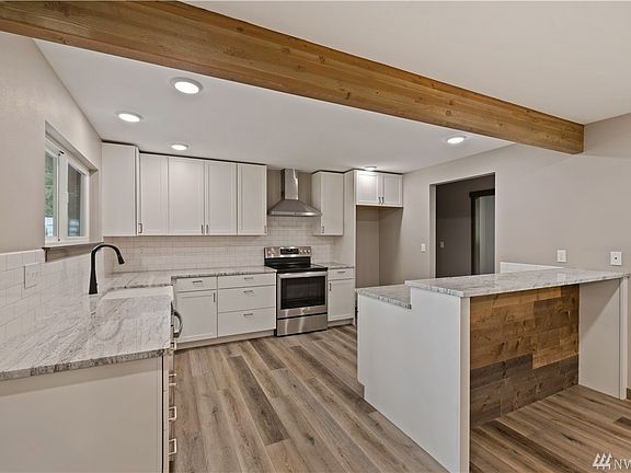 4th image of 4331 Gravelly Beach Dr