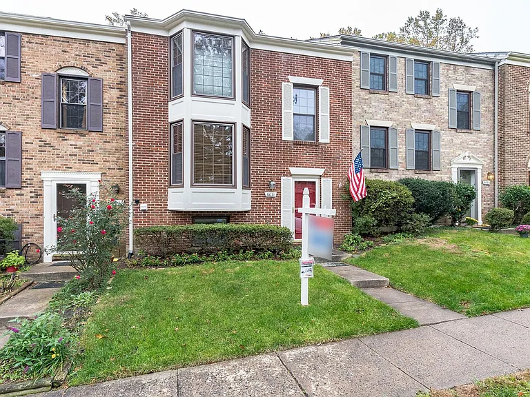 6031 Clerkenwell Ct — Photo 3
