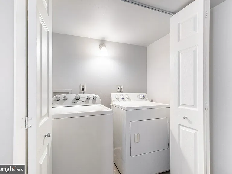 82 Q St NW #84B — Photo 9