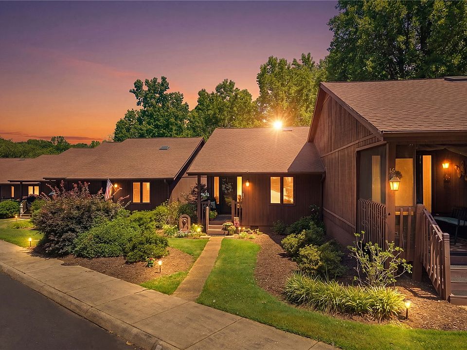 1st image of 15 Creekside Way