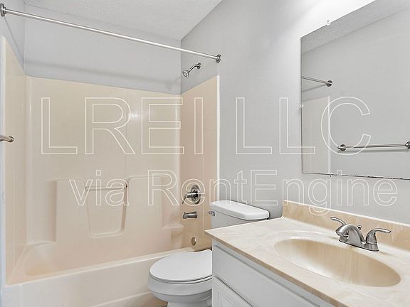 5th image of 6707 Fenske Ln