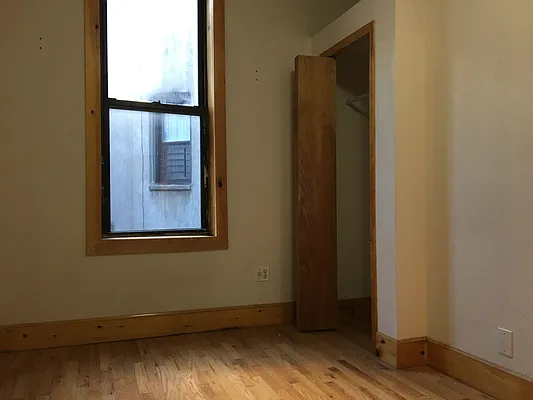 Rented by Nooklyn NYC LLC | media 42